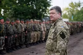 Tổng thống Ukraine tuyên bố thay đổi chiến thuật quân sự tại miền Đông 