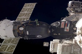 NASA sợ Nga cắt đứt tuyến vận tải vũ trụ lên trạm ISS