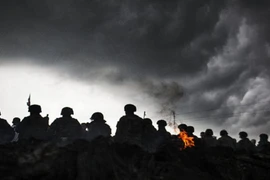 Slavyansk thất thủ, dân quân Donbass chọc thủng vòng vây chạy sang Kramatorsk