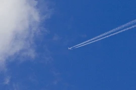 Khủng hoảng Ukraine: Giao thông hàng không, đường sắt bị ảnh hưởng