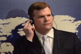 Canada áp đặt lệnh cấm vận mới đối với các công ty quốc phòng và tướng lĩnh Nga