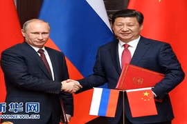 Nga - Mỹ, EU đấu đá, Trung Quốc “ngư ông thủ lợi”?