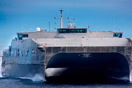 Mỹ hạ thủy siêu tàu vận tải cao tốc 2 thân JHSV