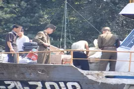 Biên phòng Triều Tiên nổ súng vào tàu Nga