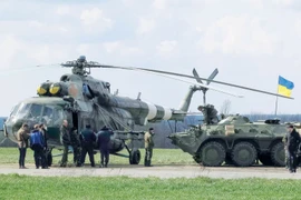 Ukraine hứa thay đổi hiến pháp nhưng không rút quân khỏi vùng đông nam