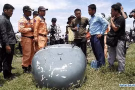Trực thăng quân sự Z-9 rơi tại Phnom Penh, 5 người thiệt mạng