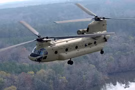 Lục quân Mỹ mua 28 trực thăng phiên bản mới CH-47F Chinook