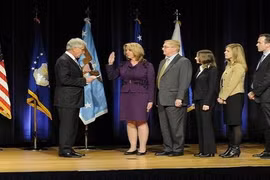 Không quân Mỹ chính thức bổ nhiệm “nữ tướng”