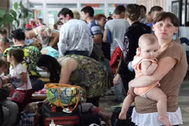 EU trừng phạt thêm 11 người, Nga “phớt lờ” không quan tâm