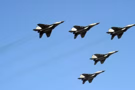 Ba năm, Ấn Độ tổn thất 29 máy bay, "mất" 443 nhà khoa học