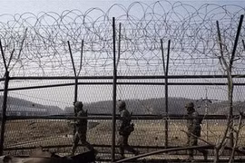 Lính Hàn Quốc xả súng bắn chết 5 đồng đội tại biên giới Triều Tiên