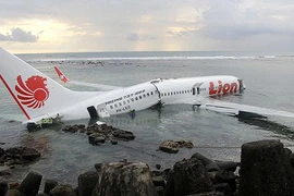 Mỹ cấm mọi loại chất lỏng trên các chuyến bay đến Nga