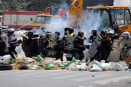 Cảnh sát Thái Lan trấn áp biểu tình, làm 3 người chết, 59 người bị thương