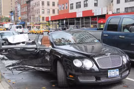 Cận cảnh những vụ "xế hộp" gặp nạn tại New York