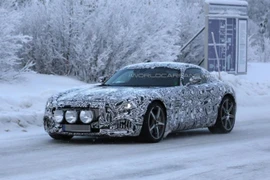 Mercedes bật mí về mẫu xe thể thao sắp ra mắt 