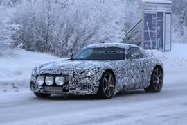 Mercedes bật mí về mẫu xe thể thao sắp ra mắt 