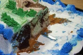 Walmart có thể bị kiện vì bỏ quên dao trong bánh ga-tô