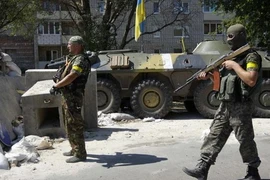 Ukraine: Lãnh đạo phe li khai loan tin sắp nhận được vũ khí từ Nga