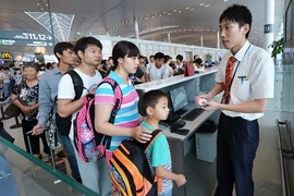 Trung Quốc tập trận quy mô lớn làm 12 sân bay dân dụng bị ảnh hưởng