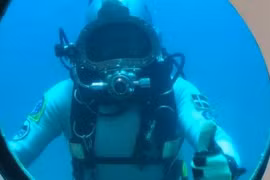 Phi hành gia thực hiện thử thách sống 7 ngày dưới đáy đại dương