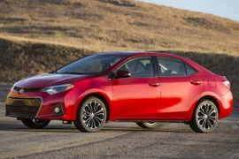 Toyota đạt doanh số hàng đầu thế giới