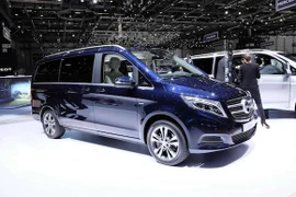 Mercedes V-Class: Tiện lợi, tiết kiệm nhiên liệu 