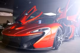 Siêu xe McLaren P1 "cháy hàng" dù có giá... "trên giời"