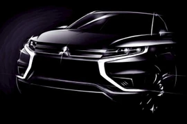 Mitsubishi Outlander PHEV Concept-S lộ “ảnh nóng” trước ngày ra mắt