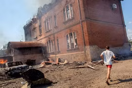 Thị trưởng Donetsk kêu gọi đàm phán hoà bình với chính quyền Kiev 