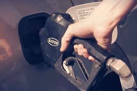 Mẹo nhỏ hữu ích giúp tiết kiệm nhiên liệu khi sử dụng ô tô