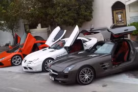 Bộ sưu tập siêu xe tư nhân đầu tiên tại UAE 