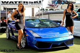 Mãn nhãn với dàn xe cực độc tại Lễ hội Tốc độ Miami