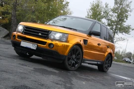 Ngắm Range Rover Sport mạ vàng sáng loáng