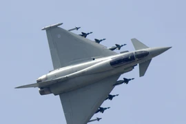 Đức thừa nhận phải "thất hứa" với NATO, vì trang bị không quân quá kém