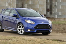 163.000 xe Ford đời mới bị triệu hồi