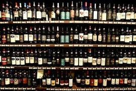 62.000 lít rượu vang Ý bị "đổ xuống cống"