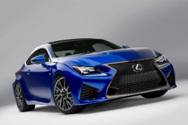 Lexus RC F trình làng đầy ấn tượng