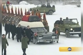 Chiếc xe đưa tiễn chủ tịch Kim Jong-il về nơi an nghỉ cuối cùng