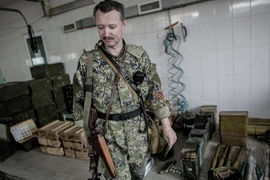 Cựu bộ trưởng quốc phòng cộng hoà Donetsk xây dựng quân đội cho Novorossiya