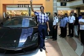 Lái xe taxi may mắn trúng "siêu bò" trị giá 116.000 euro