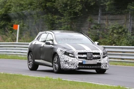 Mercedes GLA 45 AMG và S600 Maybach thẳng tiến Detroit Auto Show