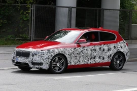 BMW 1 Series LCI được tân trang đáng kể về thiết kế