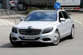 Mercedes-Benz S600 Maybach siêu sang sẽ trình làng vào tháng 11?