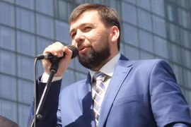Cộng hoà nhân dân Donetsk chuyển sang dùng luật pháp Nga