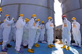 Nhật Bản: Mức phóng xạ quanh lò phản ứng số 2 tăng kỉ lục sau sự cố tràn nước