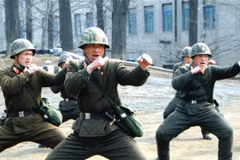 Triều Tiên đặt quân đội trong tình trạng khẩn cấp