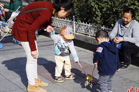 Trung Quốc nới lỏng chính sách một con