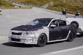 Rò rỉ hình ảnh và thông tin của Kia Optima thế hệ mới 