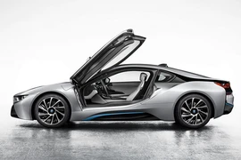 Siêu phẩm BMW i8 mới nhất lộ diện