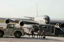 Mỹ đàm phán mở căn cứ quân sự ở Uzbekistan